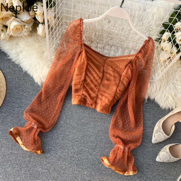 Flared sleeve crop top - Image 2