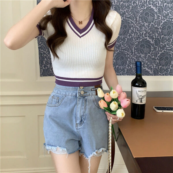Short Slim-fit Contrast Colors V-neck Short Sleeve Knitwear T-shirt - Image 10