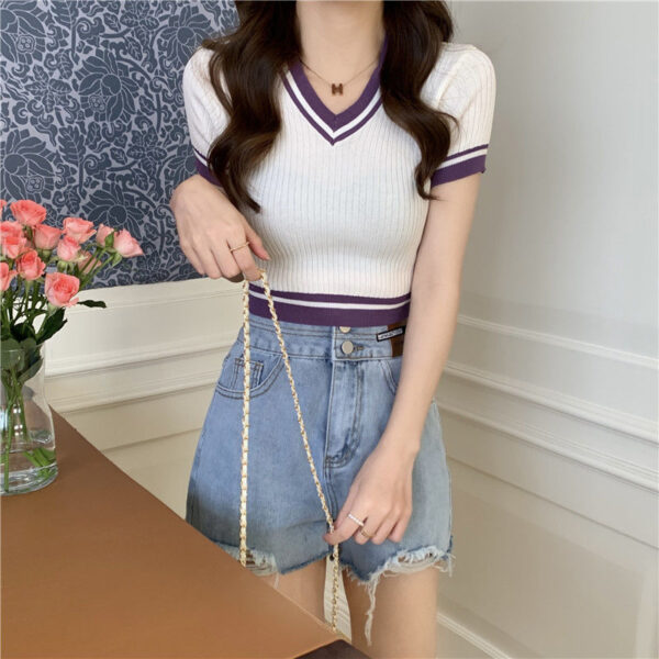 Short Slim-fit Contrast Colors V-neck Short Sleeve Knitwear T-shirt - Image 2