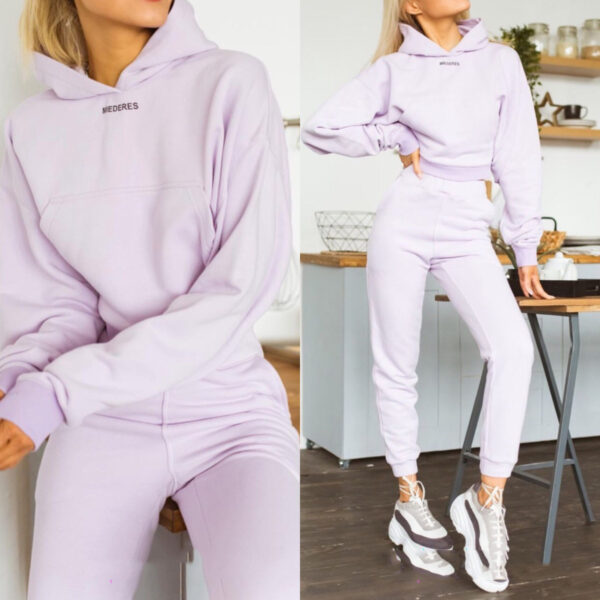 Sports and leisure suits - Image 5